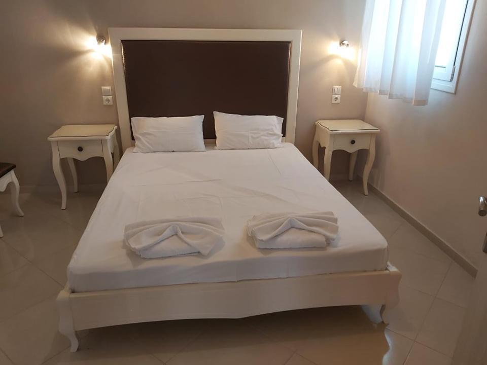 אמודיה Konstantinos Apartments חדר תמונה