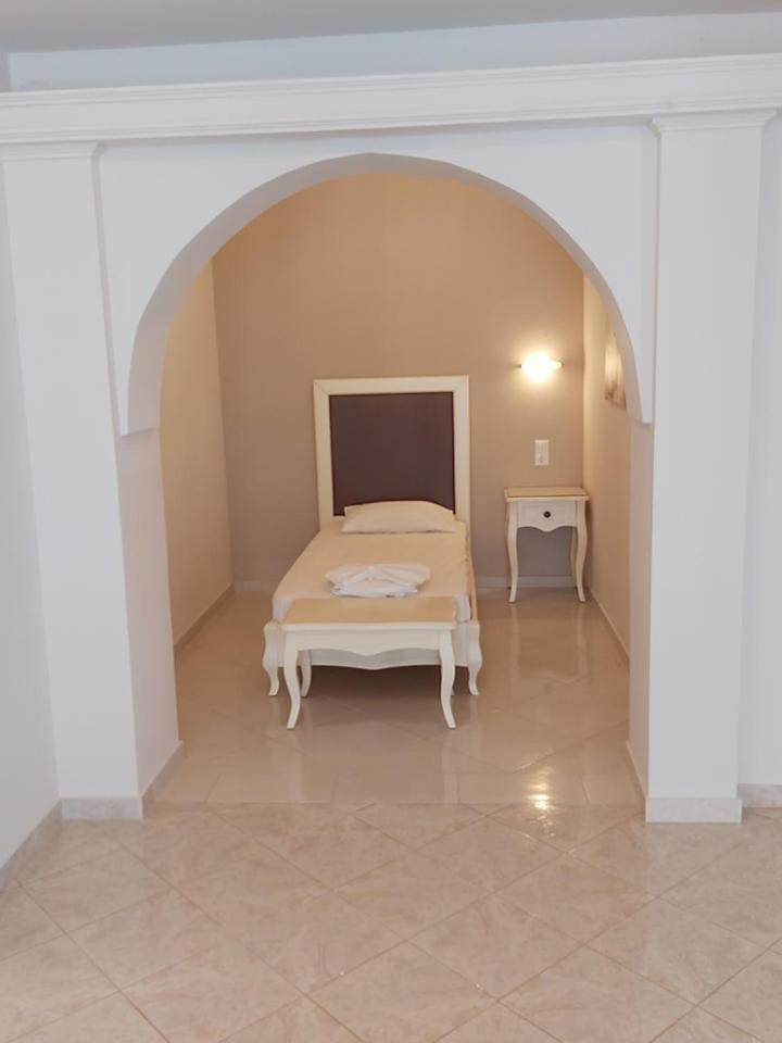 אמודיה Konstantinos Apartments חדר תמונה